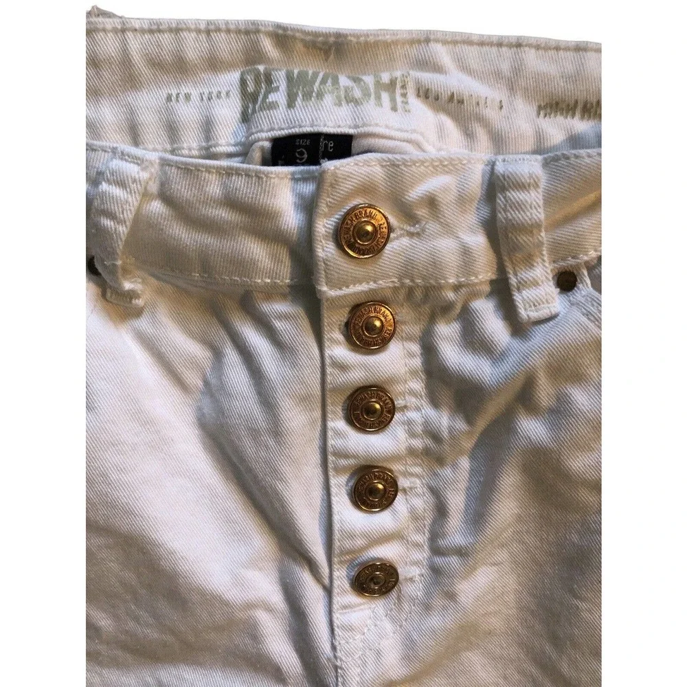 Rewash Brand Gold Button Fly Distressed #Bemore Women's Jeans White 9/29 Raw Hem